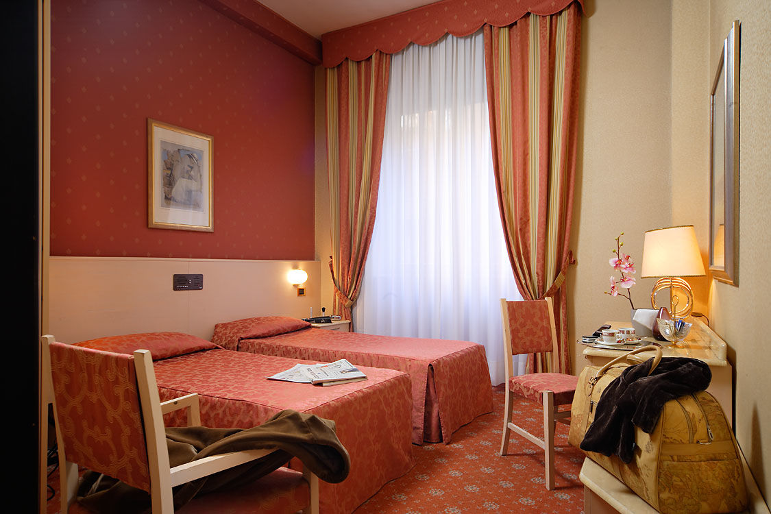 Hotel Soperga Milan Room photo